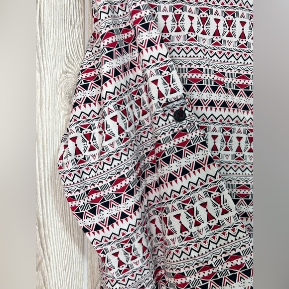 Tranquility Mayhem Mens Roll Tab Long Sleeve Graphic Button Down Shirt SZ M - Picture 5 of 16